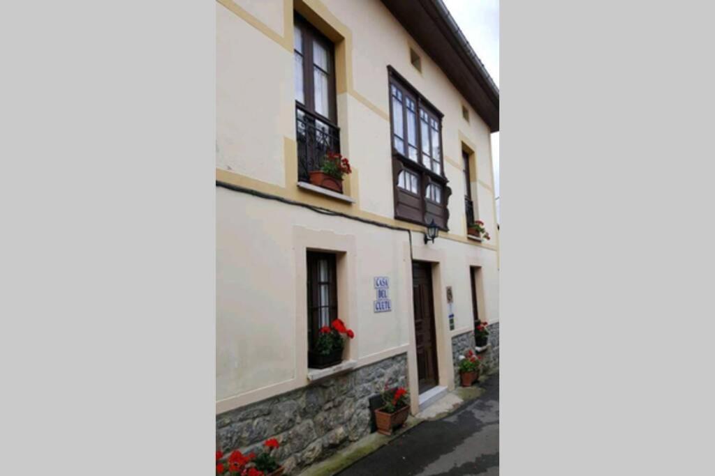 Casa Del Cuetu. Traditional Village House In Asturias Mere Dış mekan fotoğraf