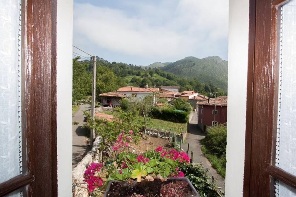 Casa Del Cuetu. Traditional Village House In Asturias Mere Dış mekan fotoğraf